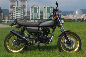 KYMCO KTR 150　暗夜閃光流星