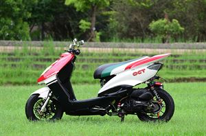 YAMAHA CYGNUS-X SR 125　義國視覺風潮