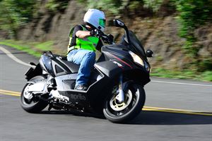 APRILIA SRV 850 ABS/ATC   大羊中的極品