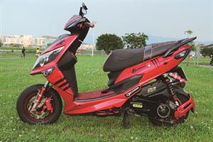 SYM Jet Power 125　艷紅的夏戀樂曲