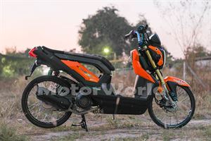 精品泰式潮流指標 ZOOMER 