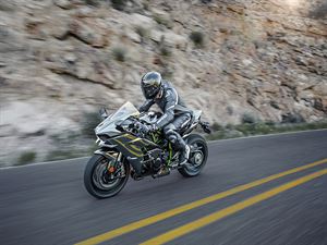 國外試乘KAWASAKI Ninja H2