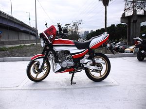 改裝秀－紅白將本魂YAMAHA SR 150