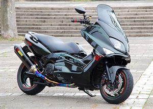 YAMAHA TMAX