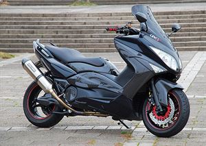 YAMAHA TMAX