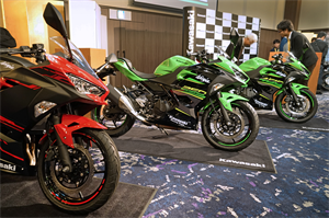 NINJA250/400強勢登場