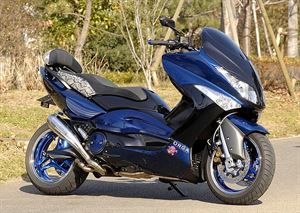 YAMAHA TMAX