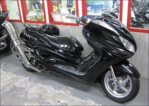 YAMAHA GRAND MAJESTY