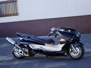 YAMAHA MAJESTY
