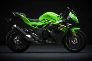 KAWASAKI Ninja125 