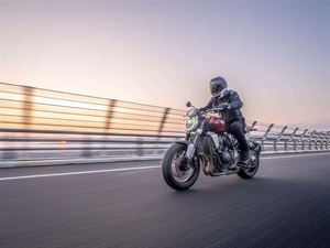 2021 CB1000R新裝亮相