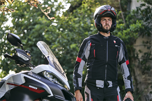 新品介紹-杜卡迪智慧背心Ducati Smart Jacket