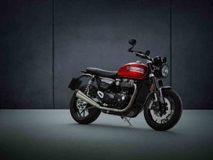 復古與性能同時兼具Triumph Speed Twin、Speed Triple 1200 RS實車展示開跑